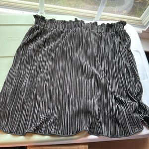 NWT Black Pleated Skirt